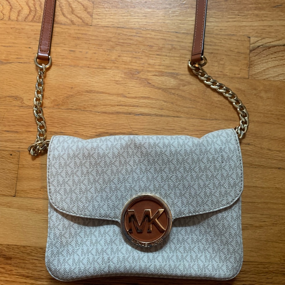Michael Kors Crossbody